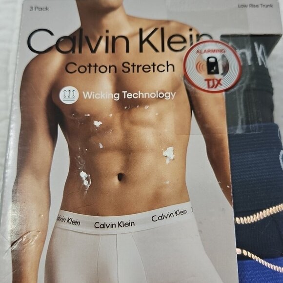 Calvin Klein Low Rise Trunk (3) Three Pack XL 40-42 Blue Classic Fit New In Box - Picture 4 of 12
